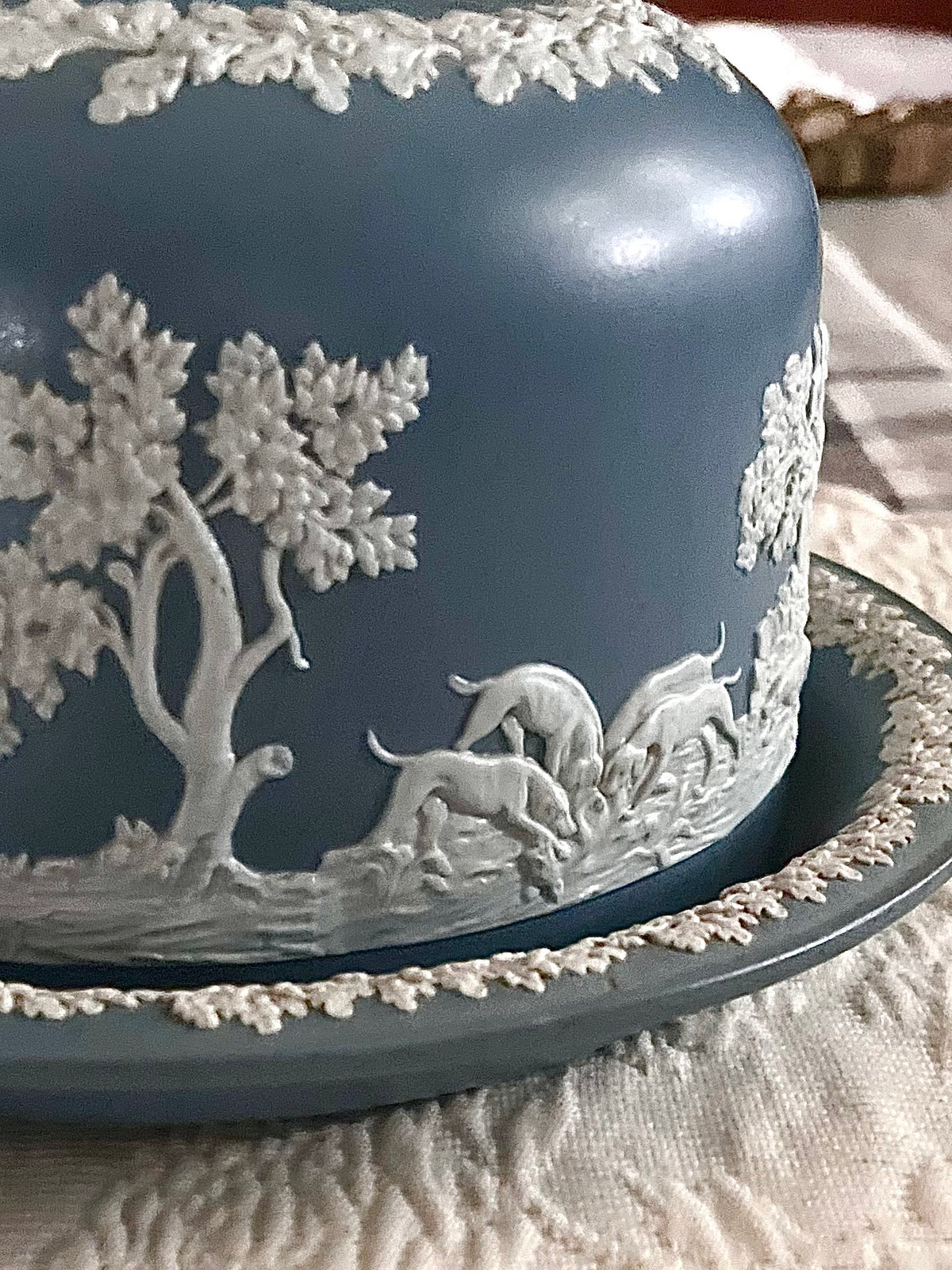 🔥ON AUCTION🔥Exceptional 19th Century Dudson Bros England Fox Hunt & Hounds “Jasperware” Cheese Dome