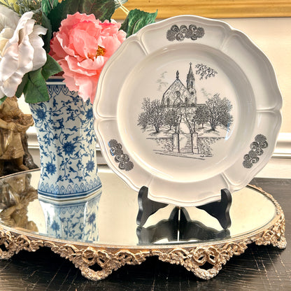 Gorgeous vintage plate in black  & white by Wedgwood