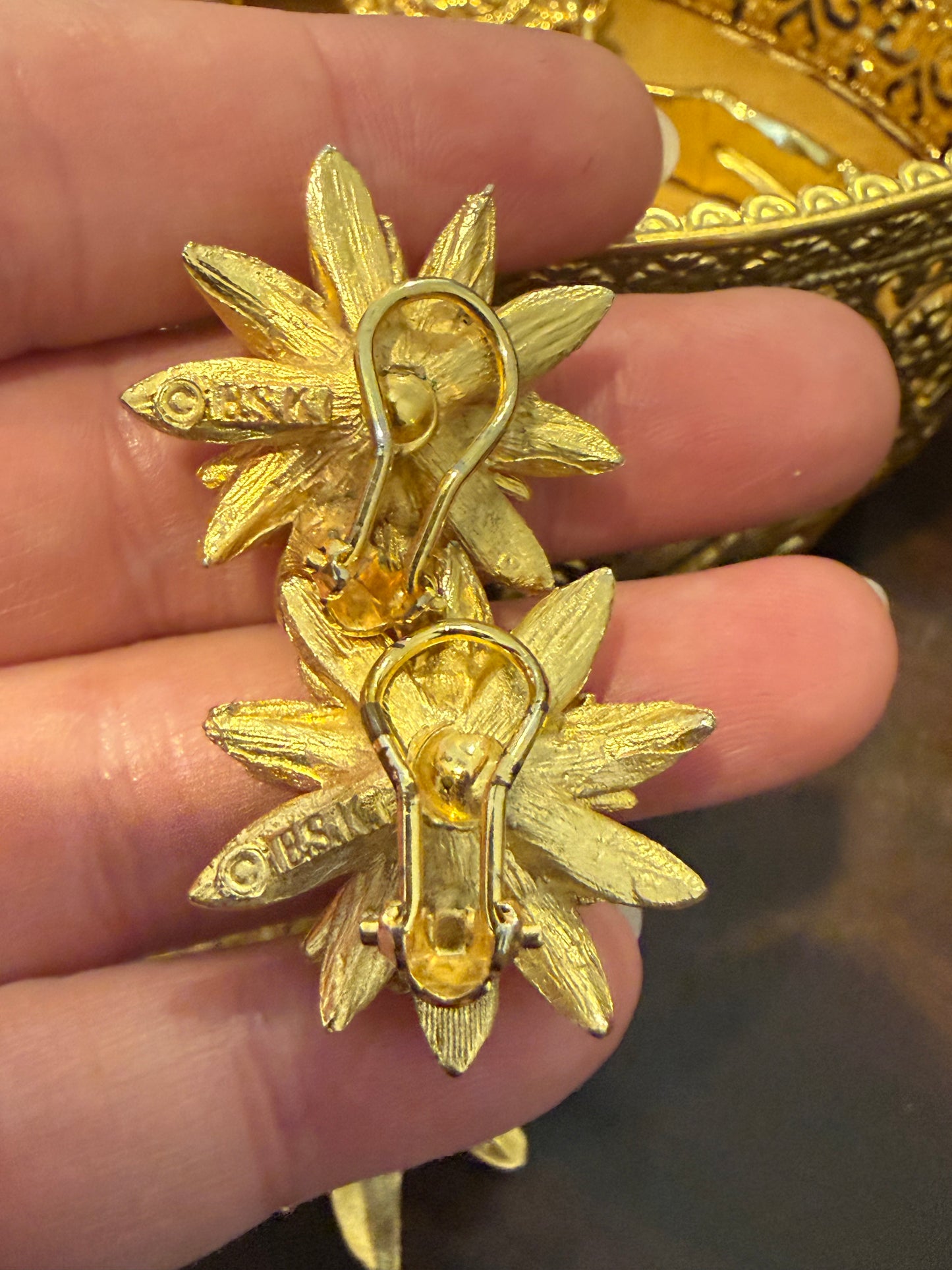 Vintage Signed BSK Brushed Gold Tone Flower Brooch & Clip Earring Set