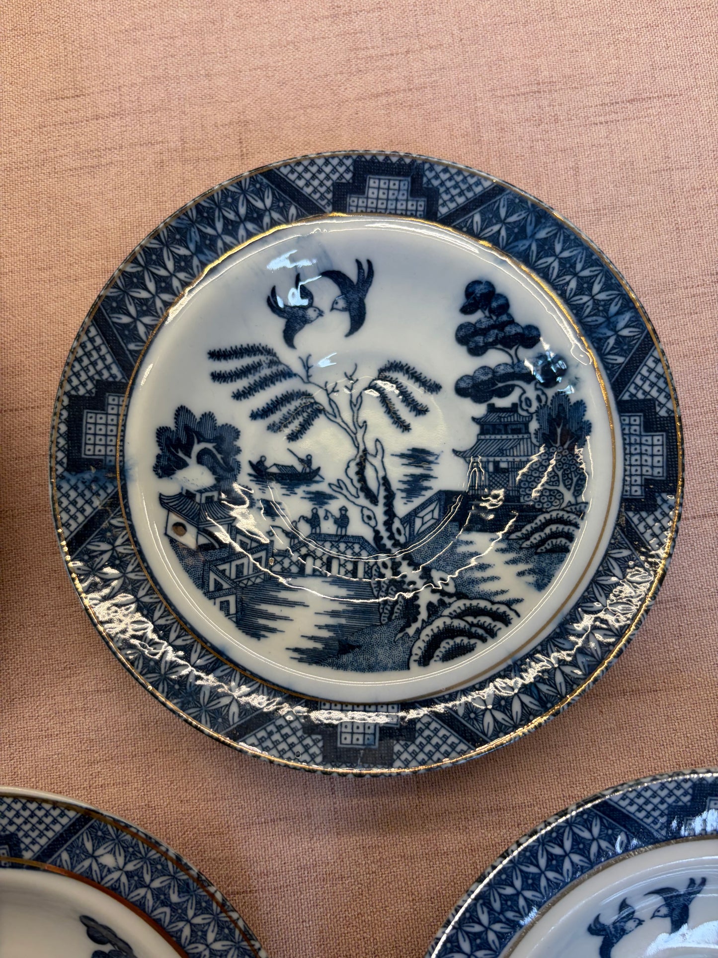 Beautiful French Blue Willow small shallow bowls set of 5!