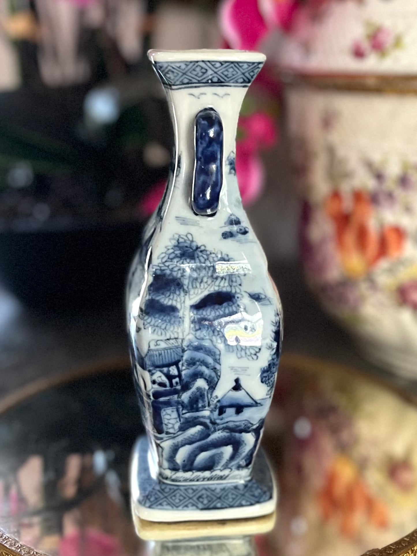 Vibrant 19th Century Chinese Export Blue And White Vase - 7” Pre 1891