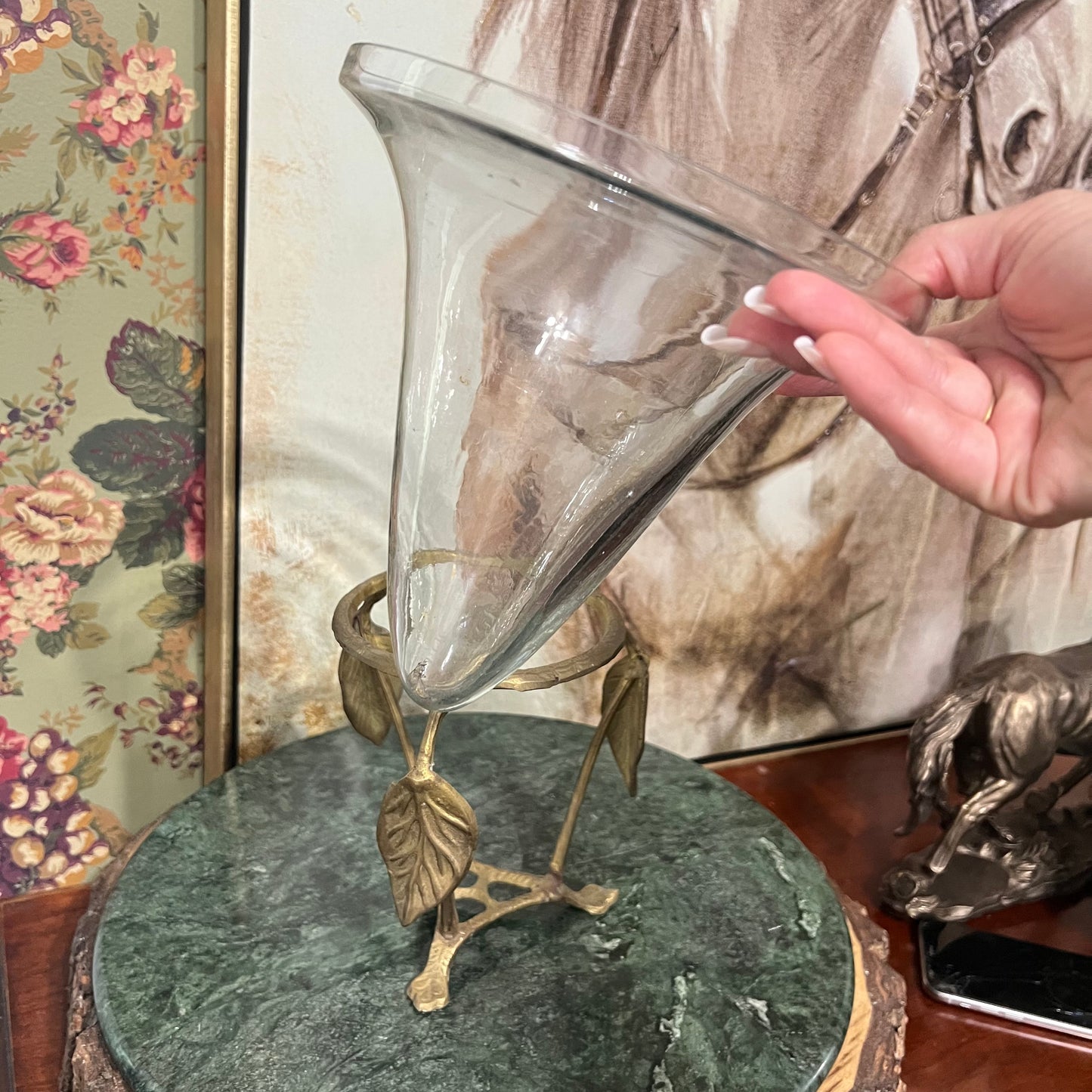Beautiful Vintage Brass Stand with Leaves and Clear Glass Vase