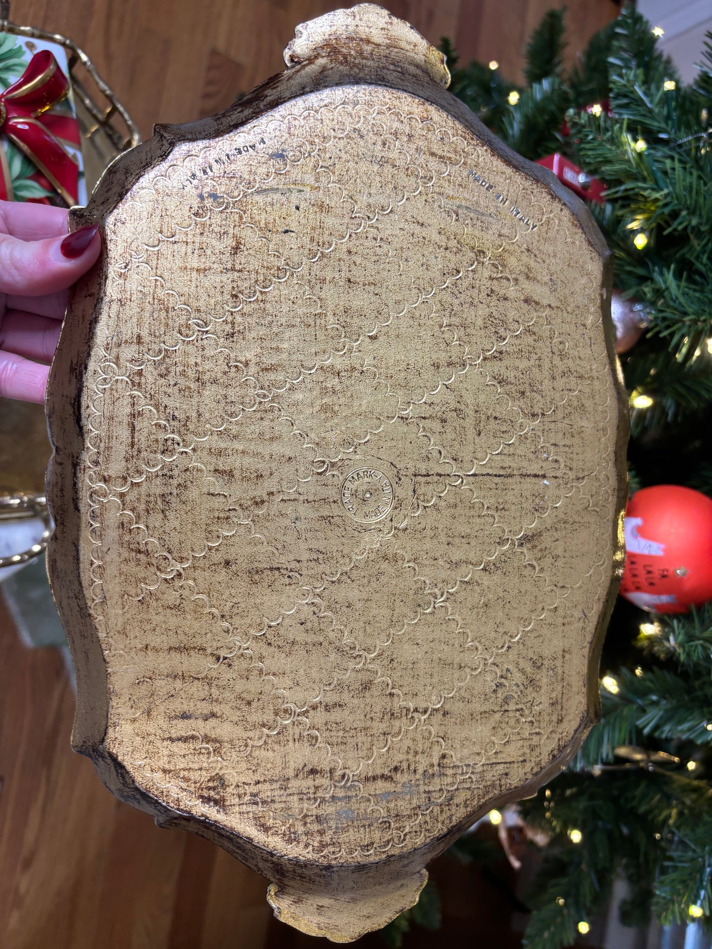 Beautiful gold and white Florentine tray!