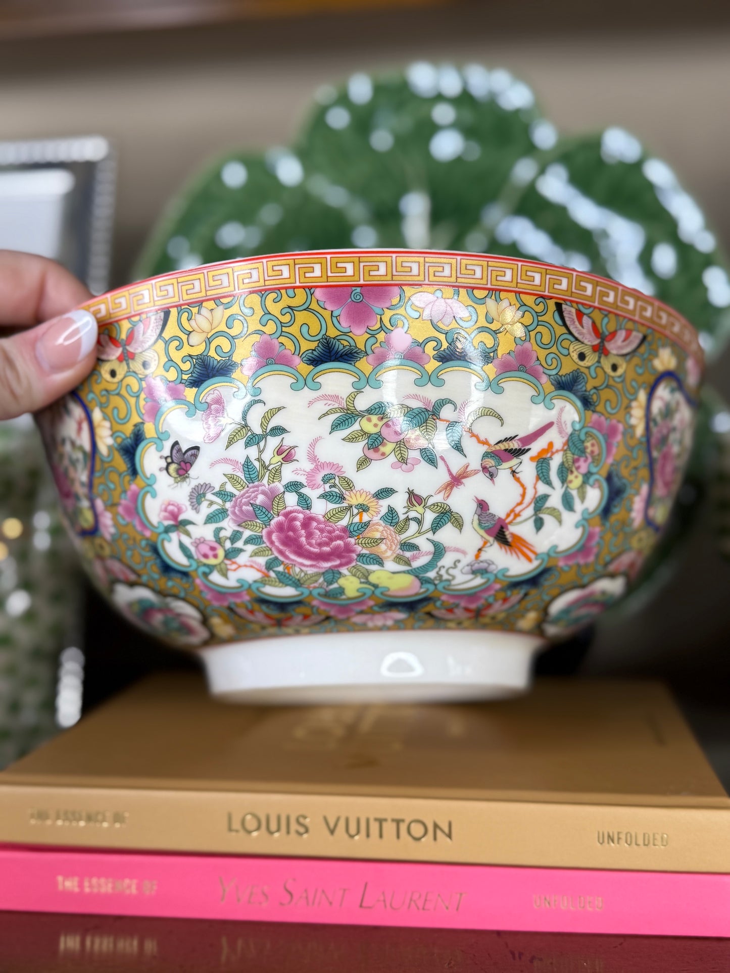 Danny's Fine Porcelain: Rose Medallion Canton Porcelain Bowl – 9” #41425