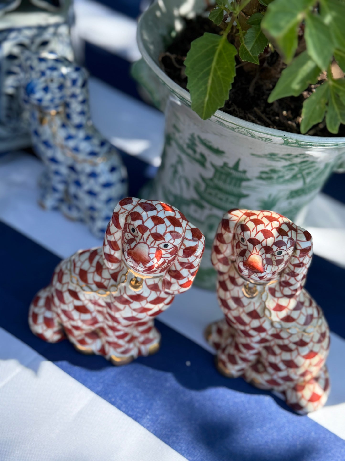 Danny’s Fine Porcelain Fishnet Blue & Rust Spaniel Dog Figure Pair W/ Gold Accent (2 colors to choose) 5.5”H X 9Lx2W