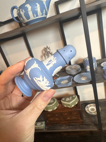 Wedgwood blue and white sugar/paper shaker