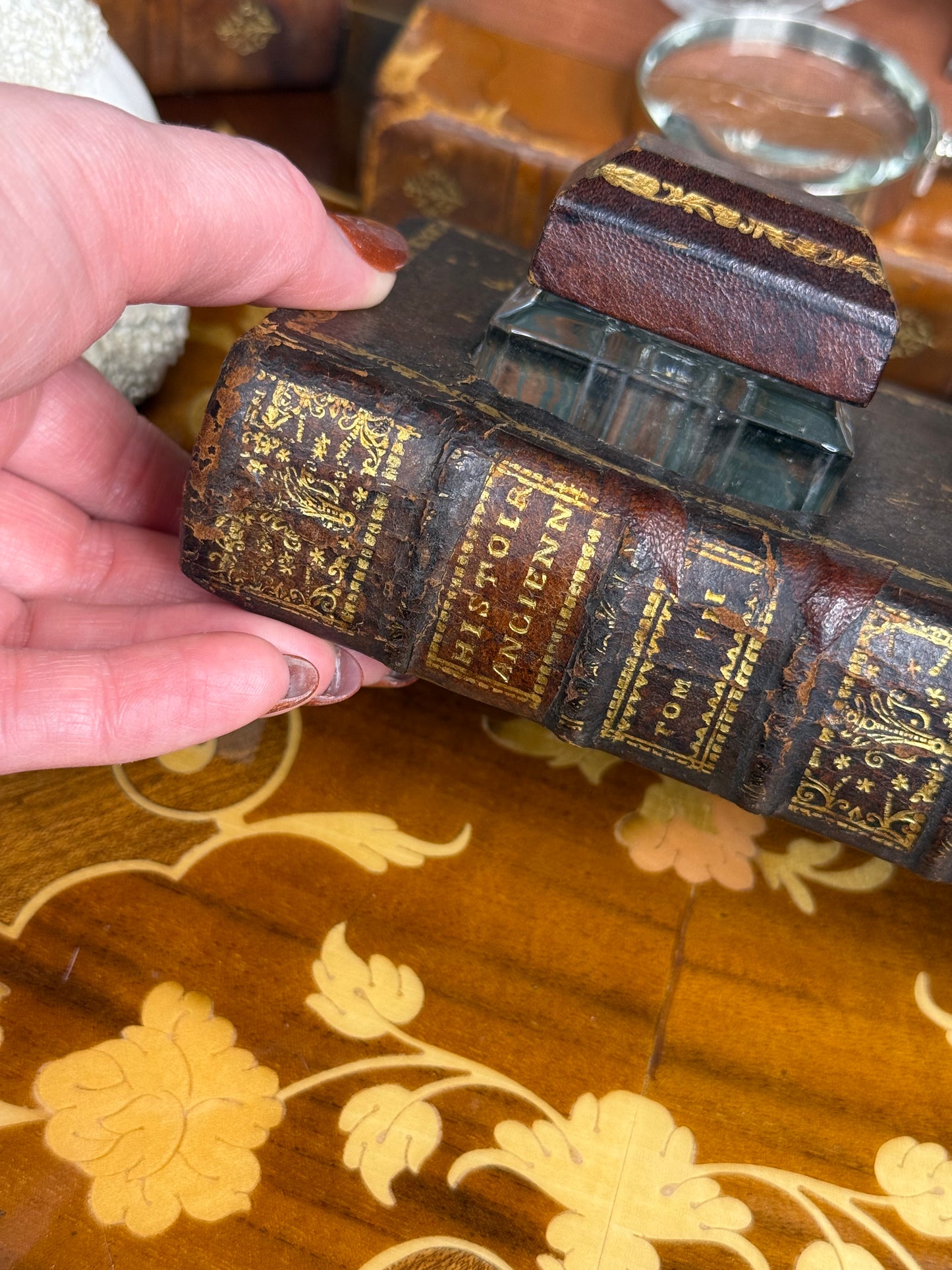 Victorian French Book Double Inkwell – Leather & Gilt, c. 1880, French History