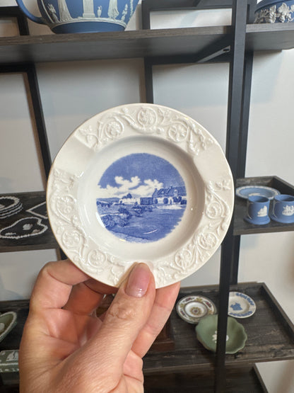 Wedgwood white blue dish Fort Ticonderoga ashtray