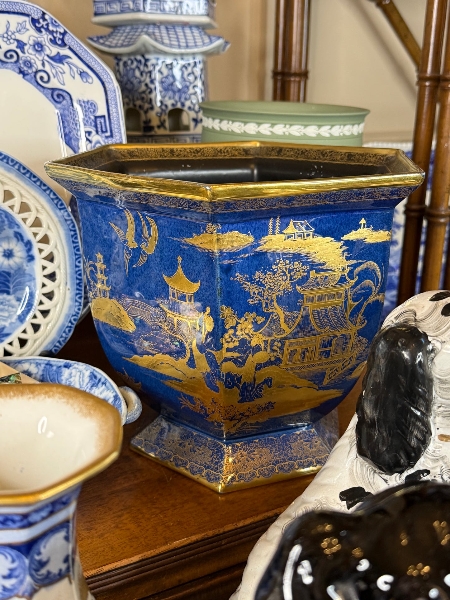 RESERVED - Carlton Ware Blue & Gold Chinoiserie Planter | Circa 1920 | 10.5"W x 9.5"D x 8.5"H | Style DA4416