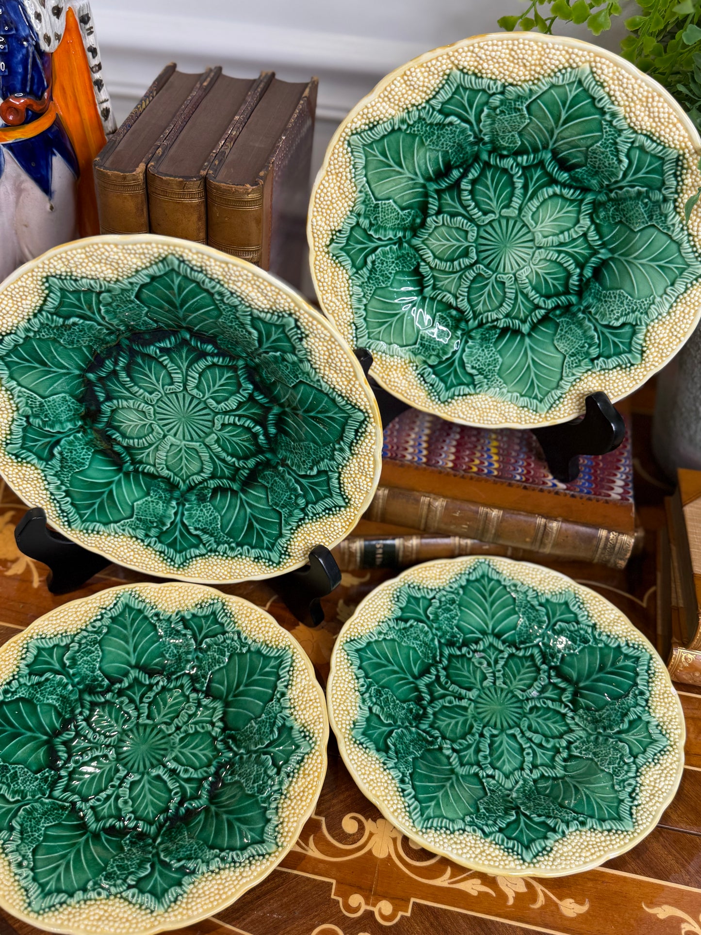 Set of (4) Antique Wedgwood Cauliflower Plates - 1920s English Majolica /Green Cauliflower Leaf Pattern