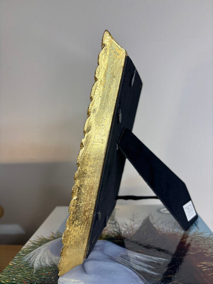 Beautiful Two’s Company Gold Braided Design Picture frame!