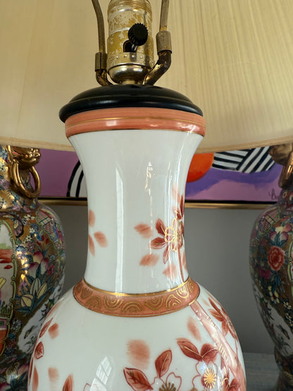Vintage Porcelain Coral Orange Chinoiserie 28” Lamp w/ Brass Fan Finial