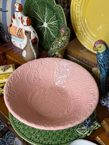 Live 6/5 - Vintage Bordallo, large serving bowl