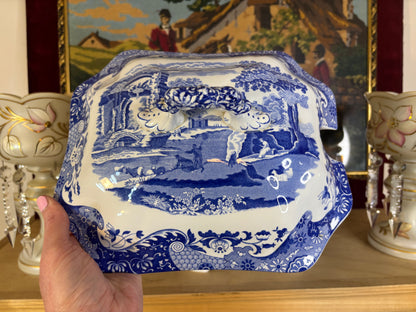 Stunning large Spode Blue Italian lidded tureen!