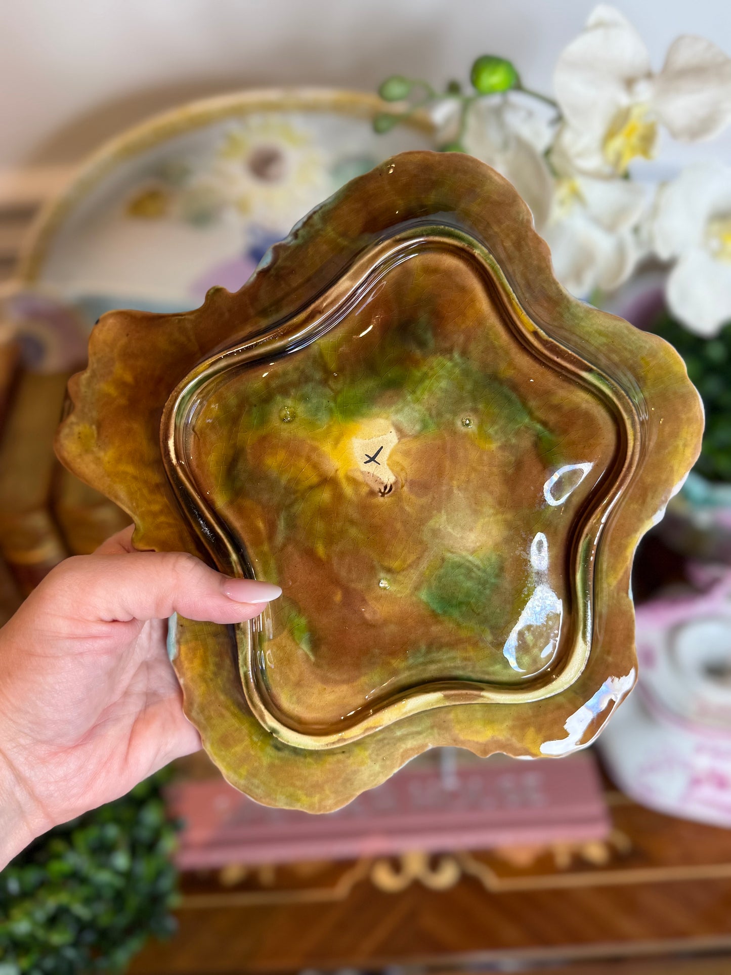 Antique French Majolica Oyster Plate Attributed to George Jones Boteler Style | 9” x 8.5”