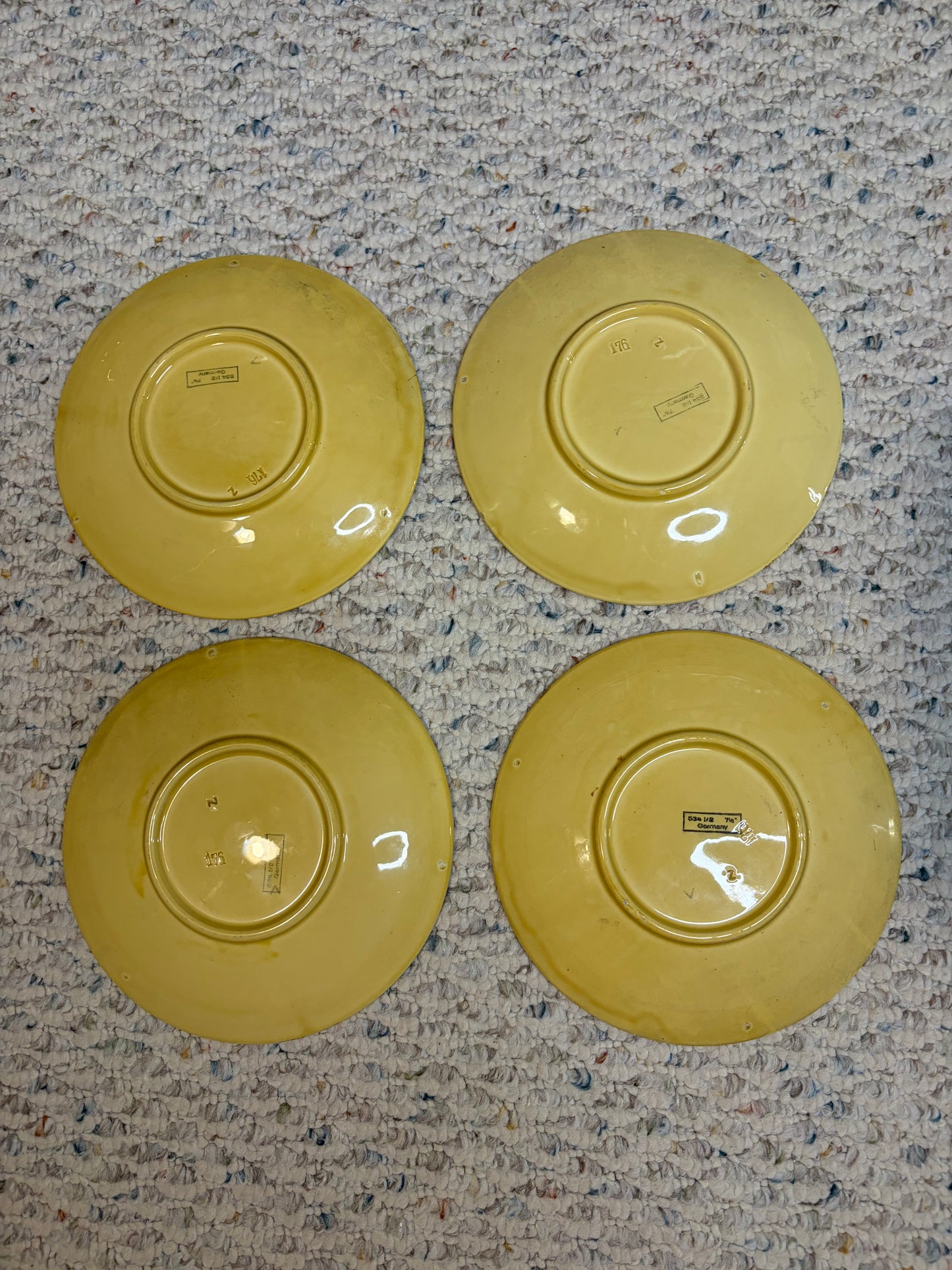 Majolica set of 4 leaf plates!