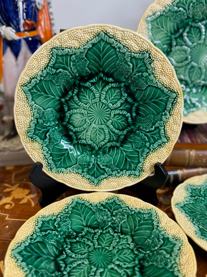 Set of (4) Antique Wedgwood Cauliflower Plates - 1920s English Majolica /Green Cauliflower Leaf Pattern