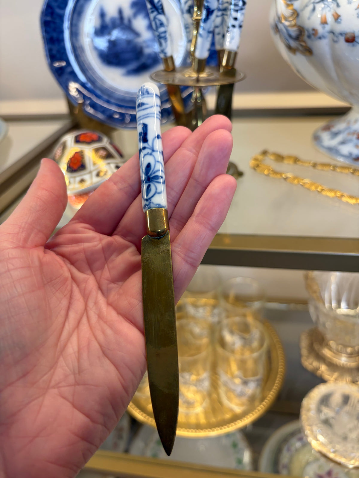 Beautiful antique German fruit/dessert knife set featuring blue and white "Blue Onion" style porcelain handles in a matching caddy holder!