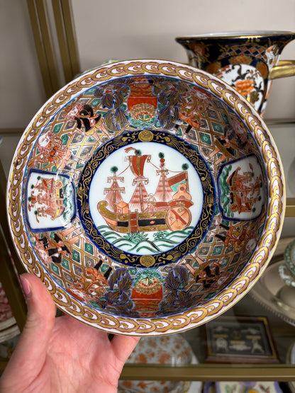 Stunning antique Japanese Imari “black ship” or “nanban” bowl!
