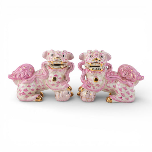 Danny’s Fine Porcelain - Pink & White Fishnet Spaniel Foo Dog Figure Pair W/ Gold Accent: 7Lx3.5Wx5.5H