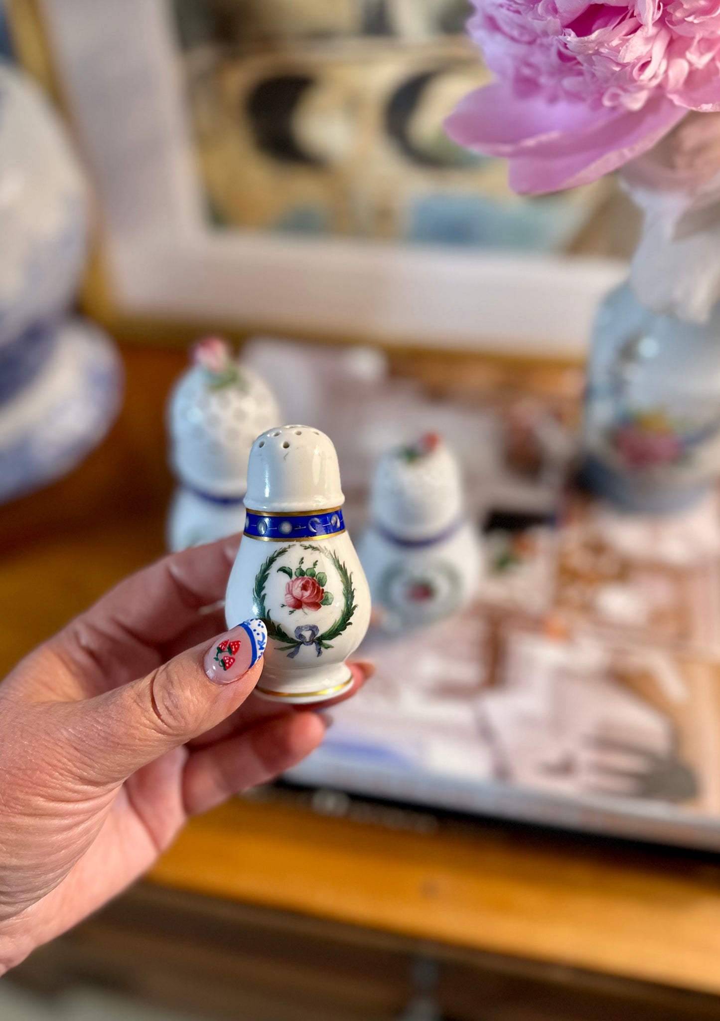 GORGEOUS Richard Ginori Princess Blue Porcelain Sugar Shaker Set, Made in Italy