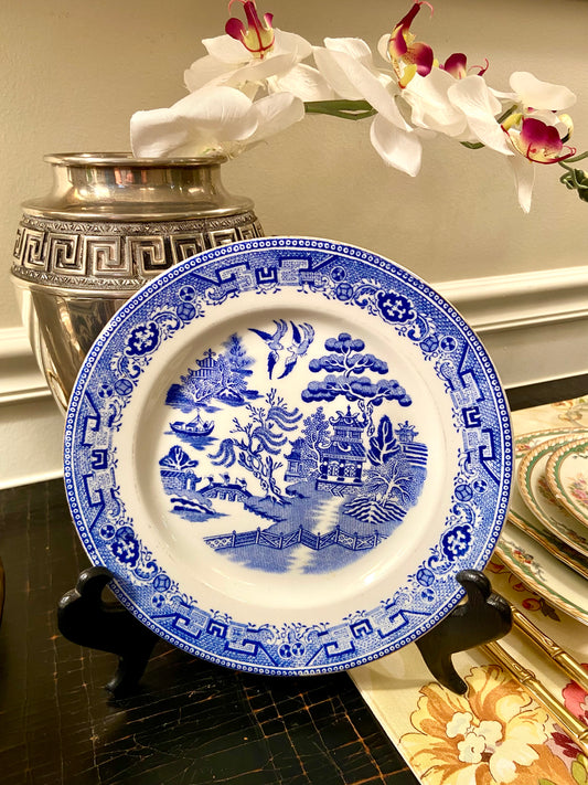 Vintage Royal Albert blue & white Blue willow porcelain plate