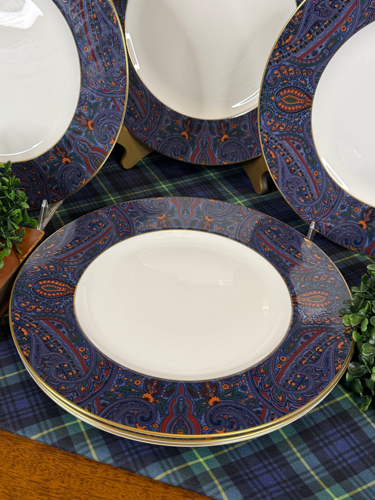 Vintage 1989 Ralph Lauren “King Charles Paisley” by Wedgwood | Bone China Dinner Plates | Set of 6 |