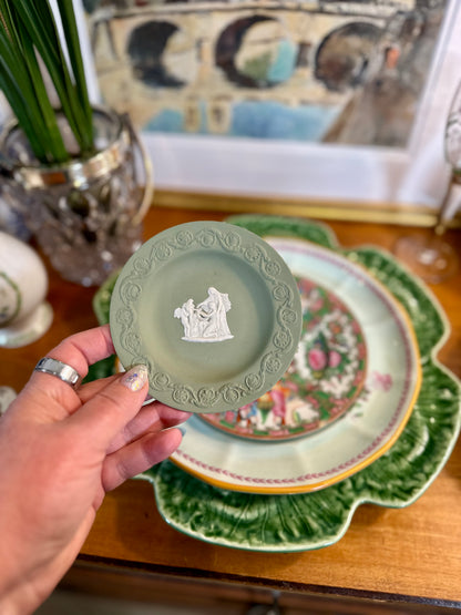 WEDGWOOD Sage Green Jasperware “Patrician” Round Tray / Sweet Dish, 4.5”