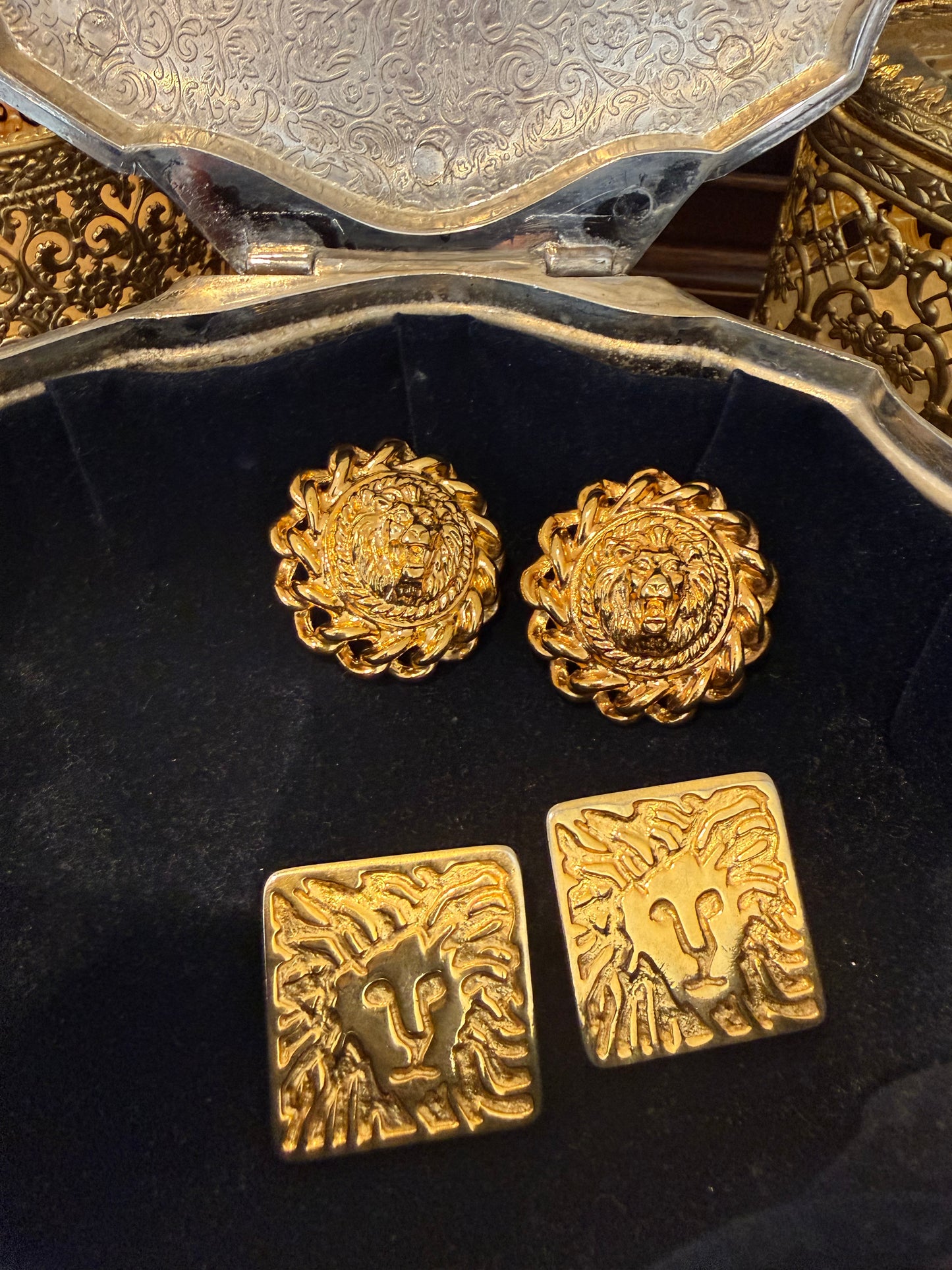 Vintage 1980’s Anne Klein Square Lion Pierced Earrings