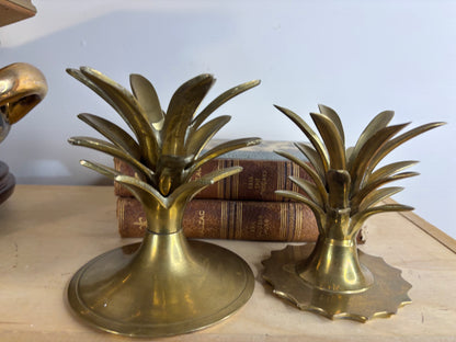 Beautiful Hollywood Regency style brass pineapple candleholders pair!