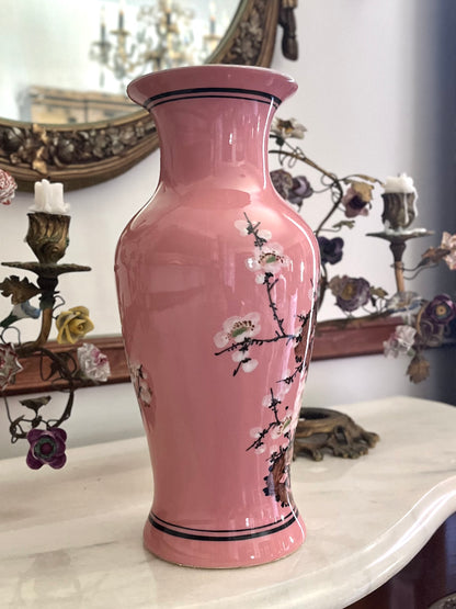 Gorgeous Pink Chinoiserie Hand Painted Enamel Birds And Blossoms Vase - Chinese Export
