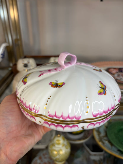 Gorgeous Herend Rothschild porcelain covered bonbon dish featuring hand-painted bird and butterfly motifs with a pink ribbon finial!
