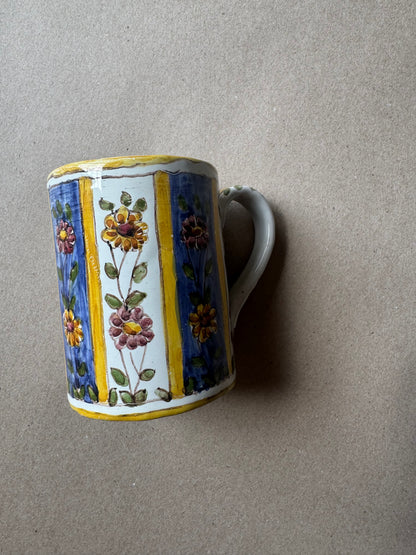 Hand-Painted Portuguese Ceramic Mug – F.F. Marques, Alcobaça
