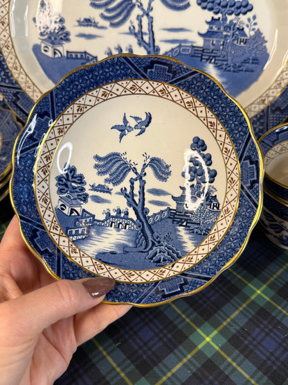 Vintage Booths Real Old Willow Bowl | A8025 | 6.25” Scalloped Rim | Made in England