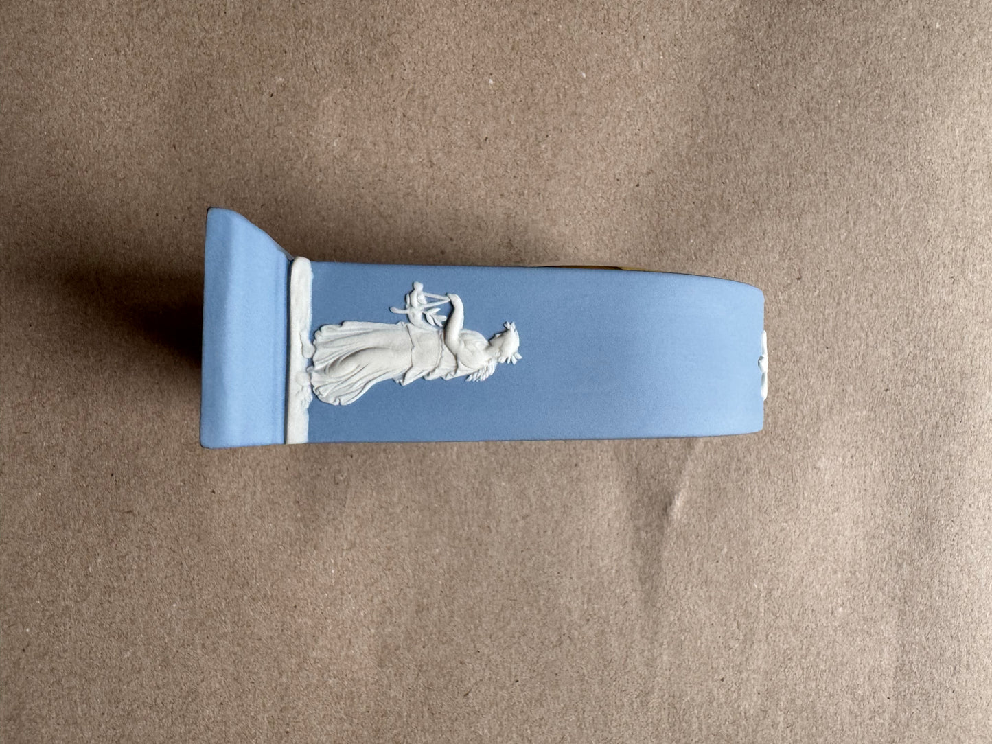Light blue Wedgewood clock 5x4”￼