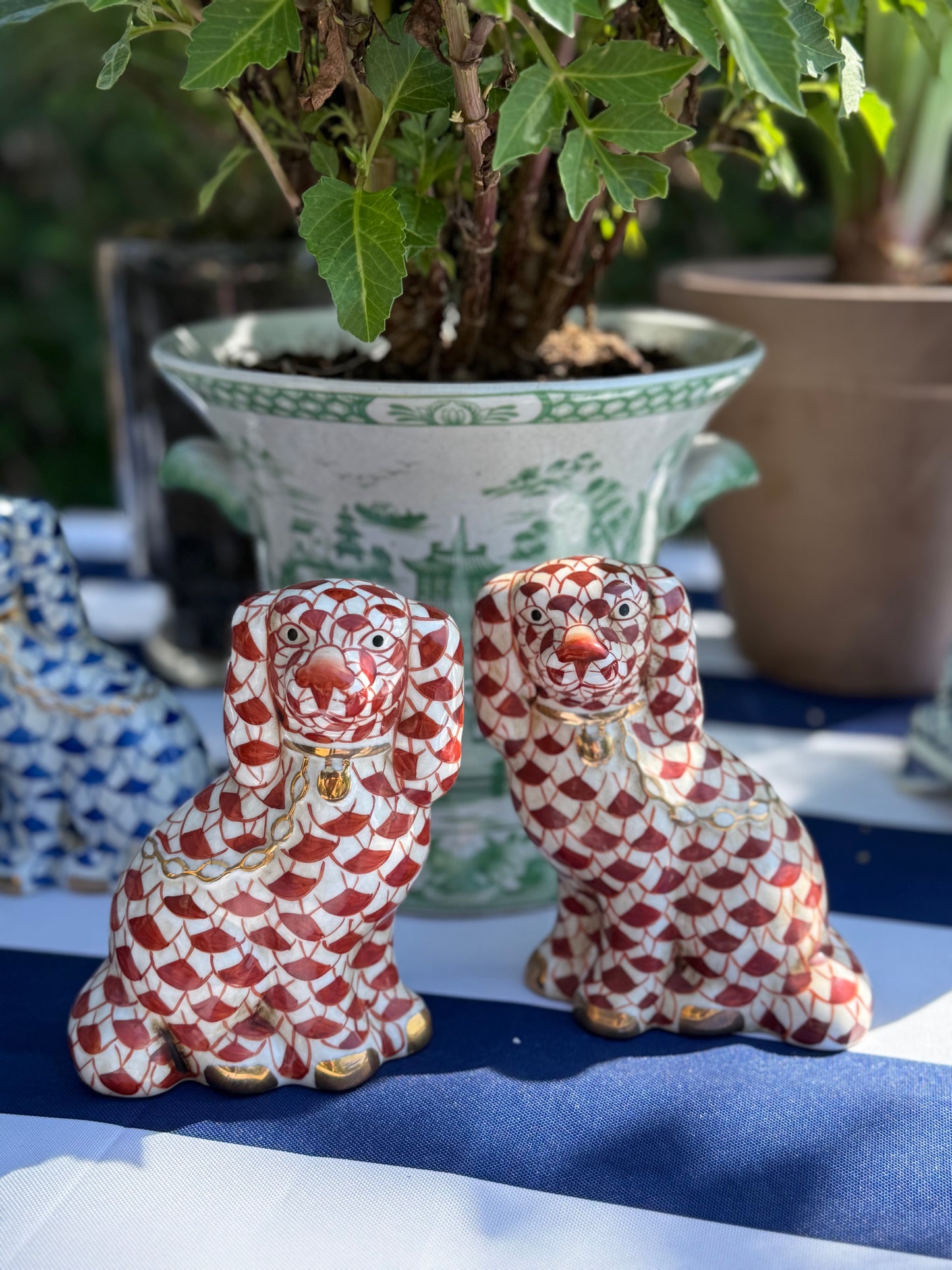 Danny’s Fine Porcelain Fishnet Blue & Rust Spaniel Dog Figure Pair W/ Gold Accent (2 colors to choose) 5.5”H X 9Lx2W