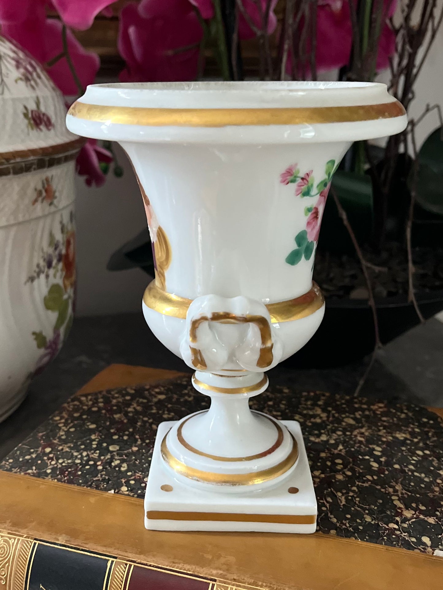 Live 06/22 Pair of Old Paris Hand-Painted Portrait Urns | 19th Century 2 Sided Decoration