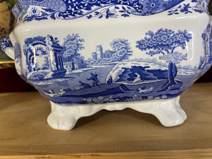 Stunning large Spode Blue Italian lidded tureen!
