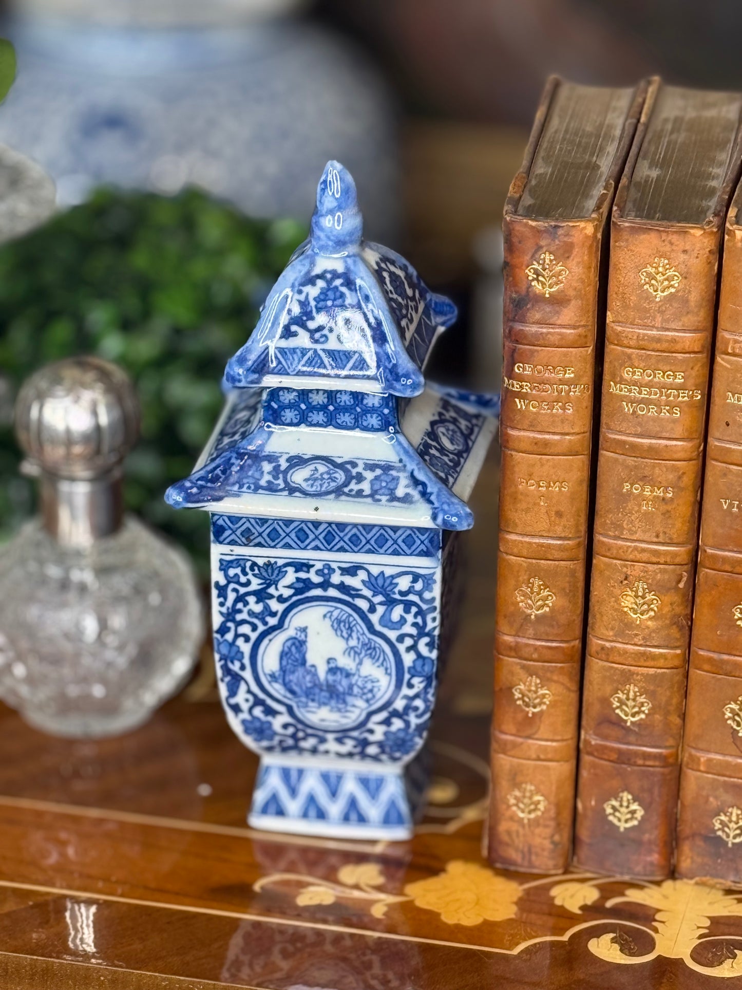 Danny's Fine Porcelain: Petite Blue & White Pagoda Lidded Jar – Courtyard Scene, 8” Tall