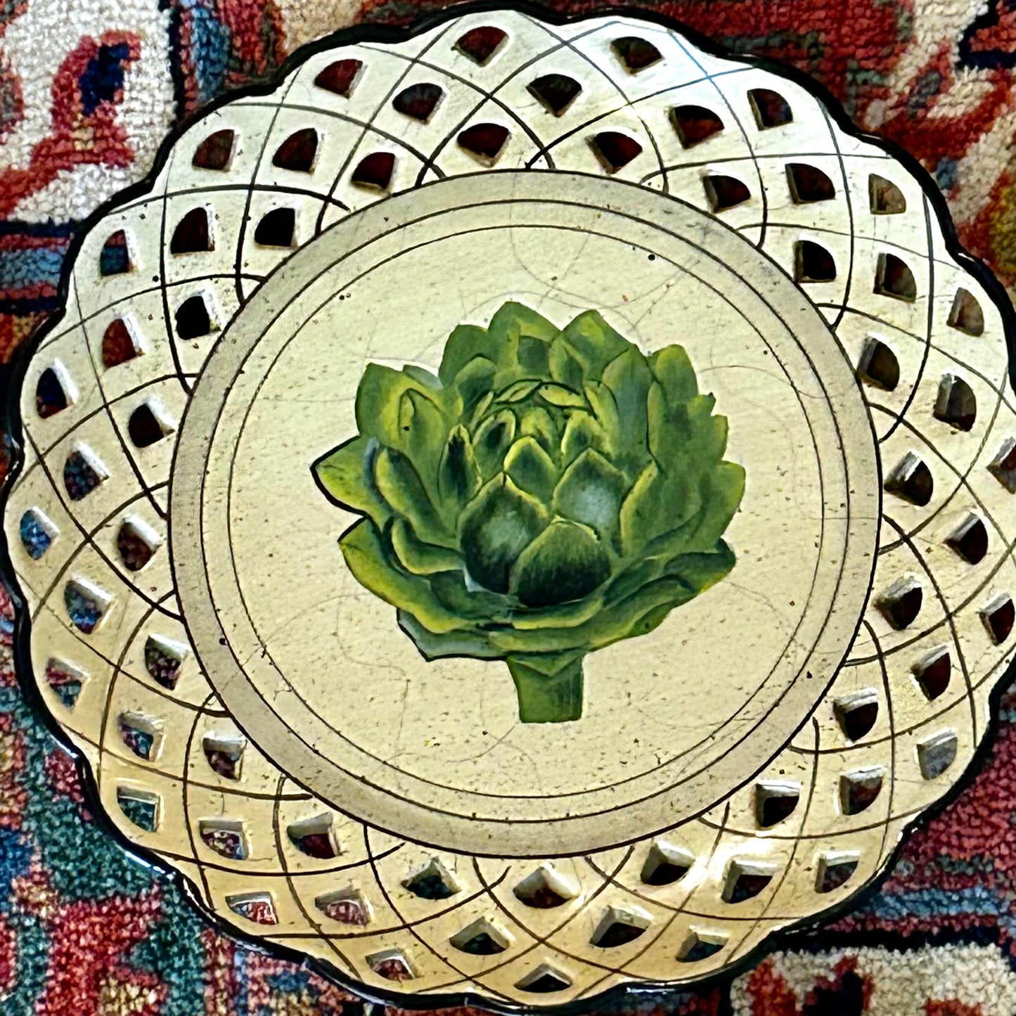 Set of 4 designer Raymond Waites for Toyo cabbage ware vegetable lattice plates