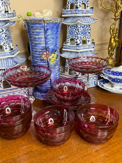 RESERVED - SETTING OF VAL ST. LAMBERT CRYSTAL