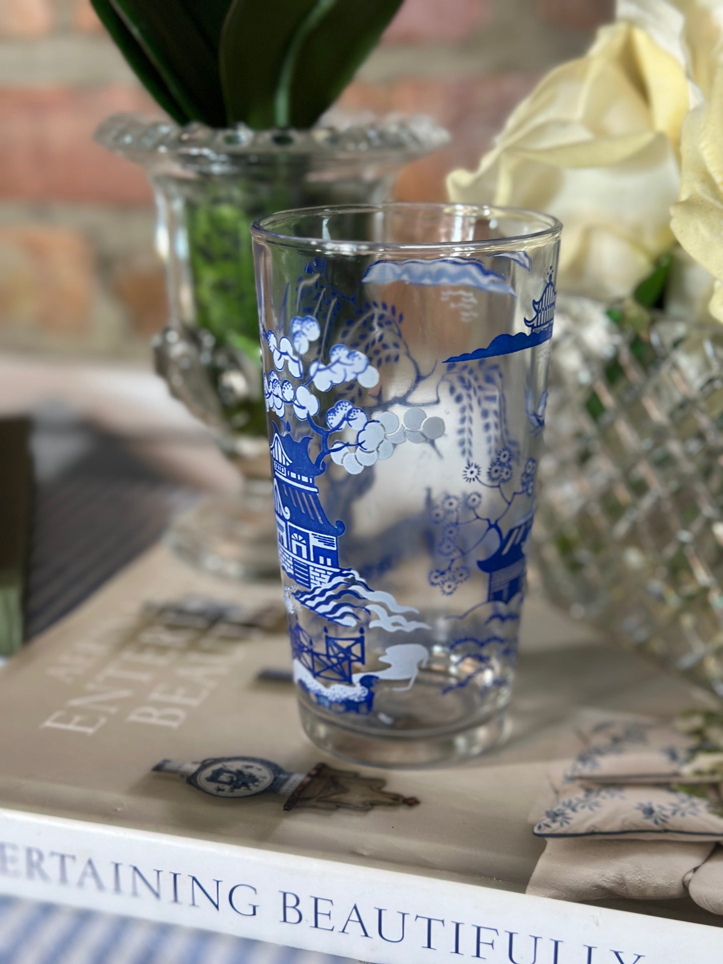Blue sales willow glasses