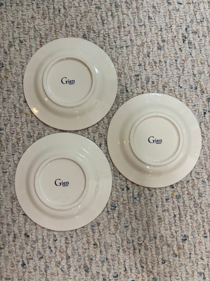 Le Houx
by FAIENCERIE DE GIEN set of 3 plates!