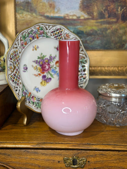 Antique Peachblow Cased Glass Vase – Attributed to Thomas Webb, c.1890, Excellent!