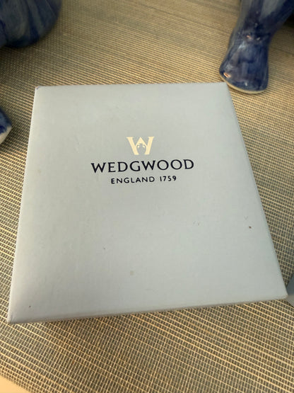 Vintage Gold-Plated Wedgewood Blue Jasperware Tie Clip - Pristine!