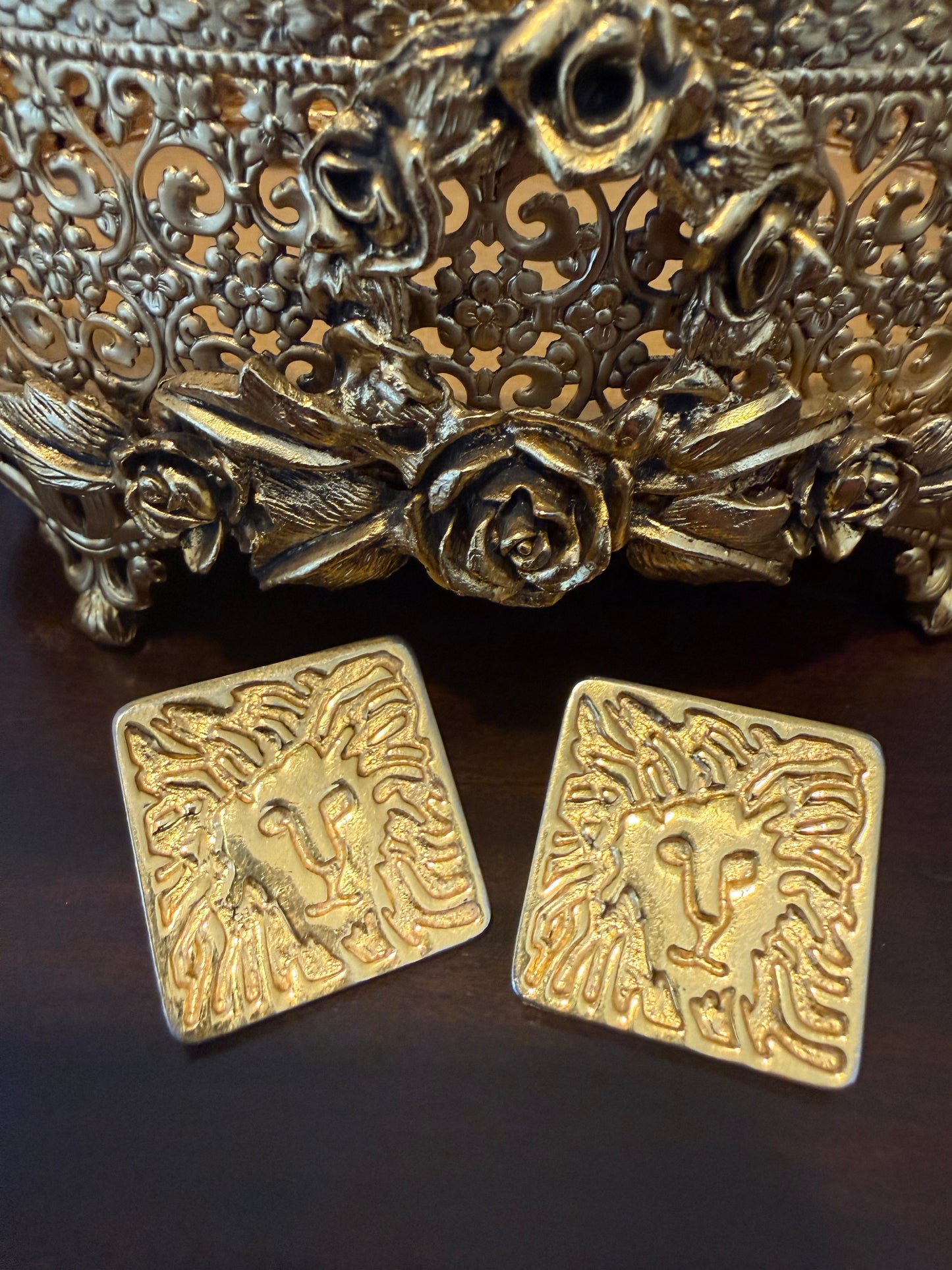 Vintage 1980’s Anne Klein Square Lion Pierced Earrings