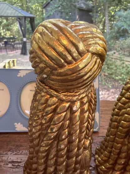 Beautiful tassel design candleholders pair!