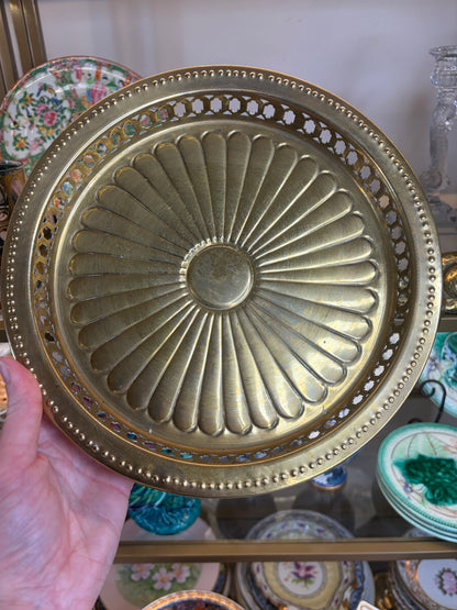 Beautiful brass flower tray with reticulated edges!