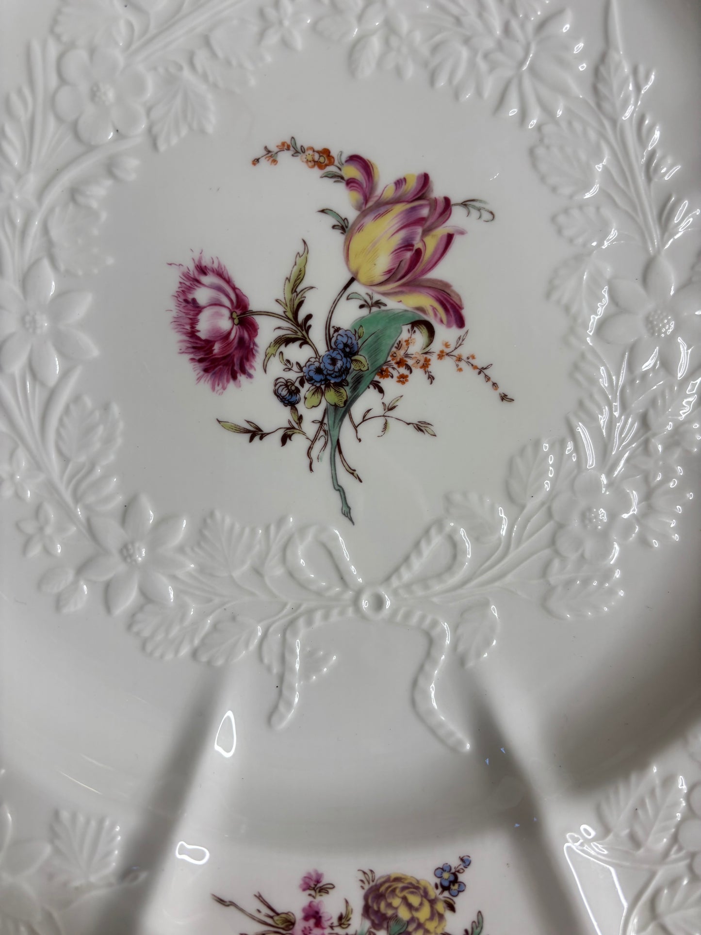 Gorgeous Lenox Smithsonian platter with florals, bow, and gold rim!