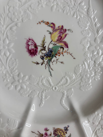 Gorgeous Lenox Smithsonian platter with florals, bow, and gold rim!